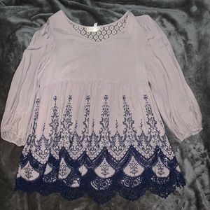 LACE TOP FROM ALTARD STATE